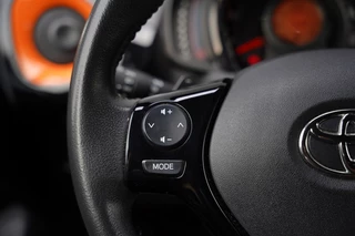 Toyota Aygo Toyota Aygo 1.0 VVT-i x-JBL 72 PK | Camera | Automaat | Carplay | 15'Inch | - afbeelding nr 27