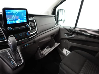 Ford Transit Custom Ford Transit Custom 300 2.0 TDCI L2H1 Limited Dubbele cabine Navigatie Airco 2x Schuifdeuren Trekhaak Parkeersenoren Carplay Trekhaak - afbeelding nr 27