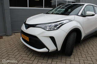 Toyota C-HR Toyota C-HR 1.8 Hybrid Active |1e Eigenaar | Apple Carplay/Android Auto | Full Led | Boekjes. - afbeelding nr 40