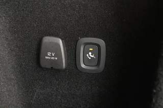Volvo V60 Volvo V60 2.0 T4 Inscription | Trekhaak | Harman/Kardon | Stoel & stuurverwarming | Leder | Standkachel | Camera | Carplay | Full LED | Navigatie | Memory - afbeelding nr 31