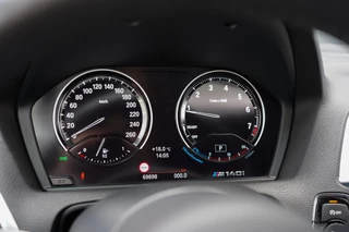 BMW 1 Serie BMW 1-serie M140i LCI2 | Schuifdak | Stuurverwarming | Navi Pro | Alcantara | HiFi Audio| M Sport onderstel | 719M | 5-deurs | - afbeelding nr 27