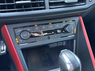 Volkswagen Polo Volkswagen Polo 2.0 TSI GTI 200pk | NL-auto | Pano | Virtual | Beats | Carplay | ACC | Full LED - afbeelding nr 16