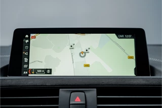 BMW 1 Serie BMW 1 Serie M140i Shadow Schuifdak H/K Stuurverw Camera CarPlay Leer - afbeelding nr 23