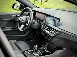 BMW 1 Serie BMW 1-serie 116d High Executive Sport Automaat LED|AppleCarplay|M stuur - afbeelding nr 22