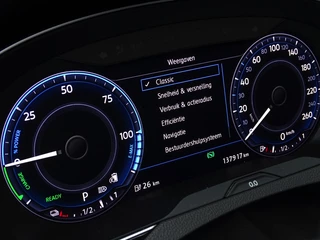 Volkswagen Passat Volkswagen Passat Variant TSI GTE 218PK DSG / Highline / R-Line / LED - afbeelding nr 17