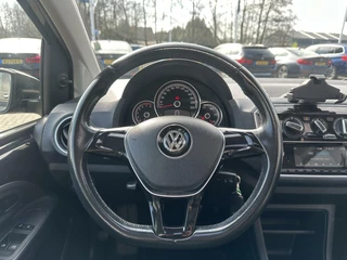 Volkswagen up! Volkswagen Up! 1.0 BMT high up! | Pano | Cruise | Airco - afbeelding nr 8