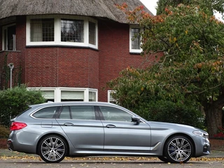 BMW 5 Serie BMW 5 Serie Touring 540i xD 340PK High E. M-pakket / BMW Individual / LED - afbeelding nr 3