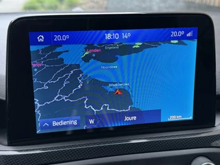Ford Focus Ford Focus Wagon 1.0 EcoBoost Hybrid ST Line | Navigatiesysteem | Stoelverwarming | Stuurverwarming | LED verlichting | Apple CarPlay | Achteruitrijcamera | Inparkeerhulp | Parkeersensoren voor en achter - afbeelding nr 11