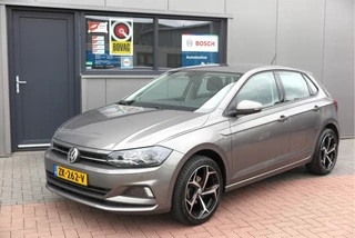 Volkswagen Polo Volkswagen Polo 1.0 TSI 95 PK Comfortline , Trekhaak , Stoelverwarming , Navigatie , Parkeersensoren , Climate control , 17