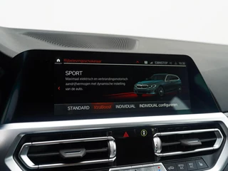 BMW 3 Serie BMW 3-serie Touring 330e 293pk Sport Line | Full LED | Carplay | Stoel/stuurverwarming | Trekhaak - afbeelding nr 36