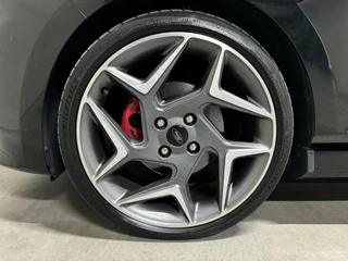 Ford Fiesta Ford Fiesta 1.5 EcoBoost ST-3 Performance Pano Recaro B&O CarPlay - afbeelding nr 58
