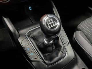 Ford Focus Ford Focus Wagon 1.0 EcoBoost Trend Edition Business Navi | Airco | Cruise | PDC | Trekhaak - afbeelding nr 29