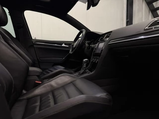 Volkswagen Golf Volkswagen Golf 2.0 TSI R 4Motion|Pano|Leer|Kessy|CarPlay| - afbeelding nr 44