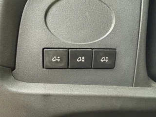 Iveco Daily Iveco Daily 50C18 3.0 3.0 Automaat Luchtvering Dubbellucht L2H2 Climate Control Cruise Control Trekhaak Camera - afbeelding nr 25