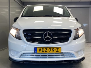 Mercedes-Benz Vito Mercedes-Benz Vito Black & White Lang Edition 140 pk| 19' BI-Color velgen | Bumpers in kleur | Trekhaak | Betimmering | - afbeelding nr 2