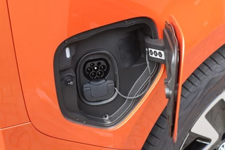 Volkswagen ID. Buzz IQ.Light/Elek. schuifdeuren+klep/Camera/Keyless/Acc/20