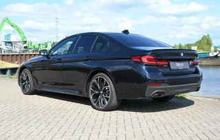 BMW 5 Serie BMW 5-serie 530e LCI | Softclose  | Stuurverwaming  | H&K  | - afbeelding nr 2