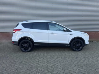 Ford Kuga Ford Kuga 1.5 Titanium 4WD|Camera|Cruise|Trekhaak|Stoelverwarming|Keyless|Automaat|Bluetooth| - afbeelding nr 5