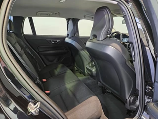 Volvo V60 Volvo V60 2.0 B3 Momentum Advantage / CarPlay / Navi / NL Auto - afbeelding nr 23