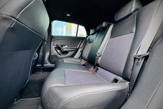 Mercedes-Benz CLA Mercedes-Benz CLA Shooting Brake 180 Advantage / CAMERA / LED / STOELVERWARMING / APPLE + ANDROID - afbeelding nr 13