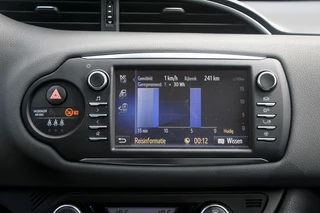 Toyota Yaris Toyota Yaris 1.5 Hybide | Navigatie | All Season | Camera (31946km!) - afbeelding nr 13