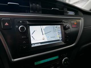 Toyota Auris Toyota Auris 1.8 Hybrid Dynamic Camera| Trekhaak| Navi+BT - afbeelding nr 6