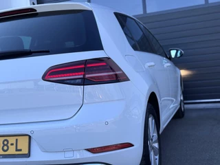 Volkswagen Golf Volkswagen Golf 1.0 TSI Comfortline Business Carplay|Camera - afbeelding nr 22