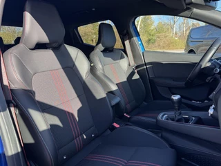 Renault Clio Renault Clio 1.0 TCe R.S. Line 90pk Trekhaak | Achteruitrijcamera | LED Koplampen | Cruise Control | Apple Carplay / Android Auto - afbeelding nr 13