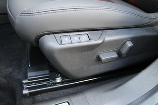 Alfa Romeo Junior Direct beschikbaar | Navigatie | Adaptieve Cruise | Led | Camera | Stoelverwarming - afbeelding nr 35