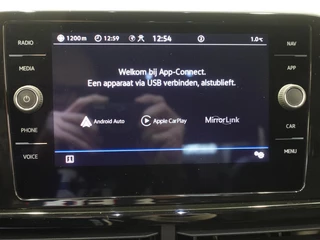 Volkswagen T-Roc Volkswagen T-Roc 1.0 TSI R-Line Business Airco Navi Carplay PDC VA Massage Full LED Adaptive Cruise Control Ambiente verlichting - afbeelding nr 27
