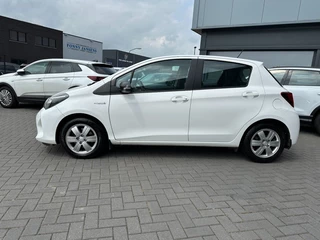Toyota Yaris Toyota Yaris 1.5 Hybrid Aut. Now Clima stoelverwarming - afbeelding nr 4