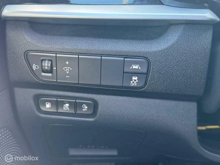 Kia Niro Kia Niro 1.6 GDi PHEV DynamicLine / PHEV  / Hybride  volledig elektrisch rijden 55 km ,  Navigatie / Camera  / Appel Carplay / Android auto , Stoel en stuur verwarming , Parkeerhulp achter , Trekhaak . - afbeelding nr 33