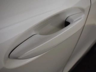 Lexus UX - afbeelding nr 19