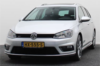 Volkswagen Golf Panoramadak, Camera, Climate, Navigatie, Bluetooth, DAB, Trekhaak, 18'' - afbeelding nr 24