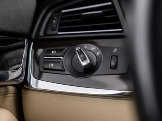 BMW 5 Serie BMW 5 Serie 535i High Executive 306Pk Automaat (VIRTUAL COCKPIT, 6 CILINDER, GROOT NAVI, MEMORY SEATS, LEDER, STOELVERWARMING, CAMERA, HARMAN/KARDON, XENON, NIEUWE APK, NIEUWSTAAT) - afbeelding nr 24