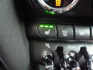 MINI Cooper S MINI Cooper S Mini 2.0 (192Pk) Chili-Serious Navi HUD Leder Géén Afleverko - afbeelding nr 23