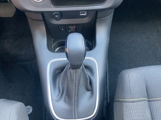 Citroën C3 Citroën C3 1.2 110pk MAX AUTOMAAT / Navi - afbeelding nr 13