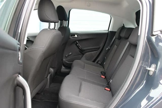 Peugeot 208 Peugeot 208 1.2 PureTech Active Airco/Multimedia/Cruise - afbeelding nr 18