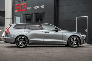 Volvo V60 Volvo V60 2.0 T6 340PK AWD R-Design Head Up|360|Pano|Bomvol! - afbeelding nr 8