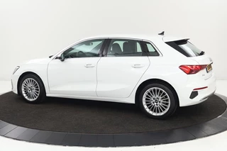 Audi A3 Audi A3 30 TFSI Business Edition | Virtual Cockpit |  Sportstoelen | Carplay | Climate control | Full LED | Cruise control | PDC | Navigatie - afbeelding nr 2