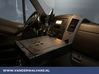 Mercedes-Benz Sprinter Mercedes-Benz Sprinter 316 CDI 164pk L2H2 Euro6 Airco | 2800kg Trekhaak | Cruisecontrol Parkeersensoren, Chauffeursstoel - afbeelding nr 13