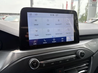 Ford Focus Ford Focus Wagon 1.0 EcoBoost Titanium Wagon | Winter Pack | Adaptive cruise control | Camera | Navigatie | 17 inch | Reservewiel - afbeelding nr 24
