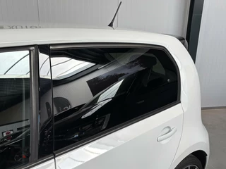 Volkswagen up! Volkswagen Up! GTI 1.0 TSI 116 pk handg. | Navi Maps&More | Cruise | Airco | PDC | DAB+ | Stoelverw. | Org. NLD. | - afbeelding nr 17
