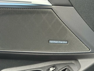 BMW 3 Serie BMW 330e Touring xDrive M-Sport|Driv. Ass. Prof|Pano|H&K|Head up|Zeer compleet|Topstaat! - afbeelding nr 15