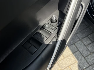 Toyota Corolla Cross Toyota Corolla Cross 2.0 HP Hybrid F. Ed. - afbeelding nr 9