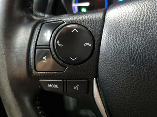 Toyota Auris Toyota Auris 1.8 Hybrid Touring Sports Executive / Pano - afbeelding nr 31