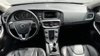 Volvo V40 Volvo V40 CROSS COUNTRY 1.5 T3 Momentum Ocean Race Cruise control Climate control Parkeersensor Navigatie - afbeelding nr 4