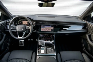 Audi Q8 Audi Q8 60 TFSI e Competition | Nieuw | Facelift | Advanced onderstel | Vierwielbesturing | Pano | B&O | Massage | Trekhaak | 23 inch | - afbeelding nr 16