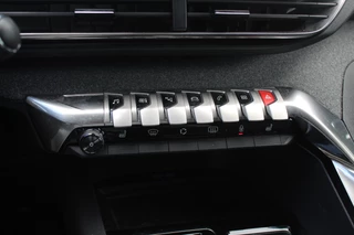 Peugeot 5008 Peugeot 5008 1.2 Hybrid Allure Pack Business 7p. / Camera / Half leder / Navigatie / 18'' / Keyless / Dodehoek / Stoelverwarming / Cruise Control - afbeelding nr 27