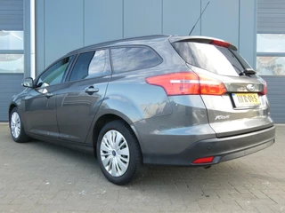 Ford Focus Ford Focus Wagon 1.0 EcoBoost 125 PK Trend Edition | WINTER PAKKET | 103000 KM!!! - afbeelding nr 3